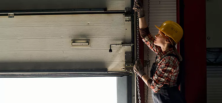 Addressing Common Garage Door Stoppage Issues in South Houston, TX