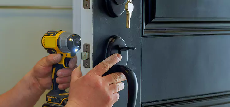 Commercial Door Lock Installation South Houston